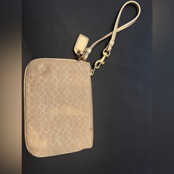 Coach wallet set women like new one has a tiny stain inside see pictures - Picture 12 of 17